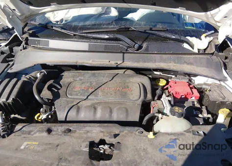 2020 Jeep Compass Altitude 4X4 from USA, damaged, VIN 3C4NJDBB3LT157540